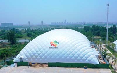 夏天到了，投資室內(nèi)泳池的時(shí)機(jī)來(lái)了